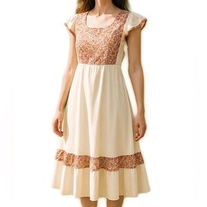 Vintage 70’s Cottagecore Dress Floral Cream w. Flutter Sleeves Prairie Western M